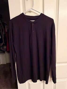 Men's Long-Sleeve Henley Shirt - Black